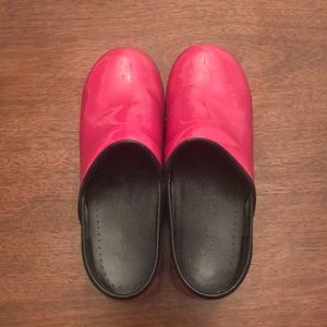 Pink patent leather Sanita clogs size 37 (size 7)